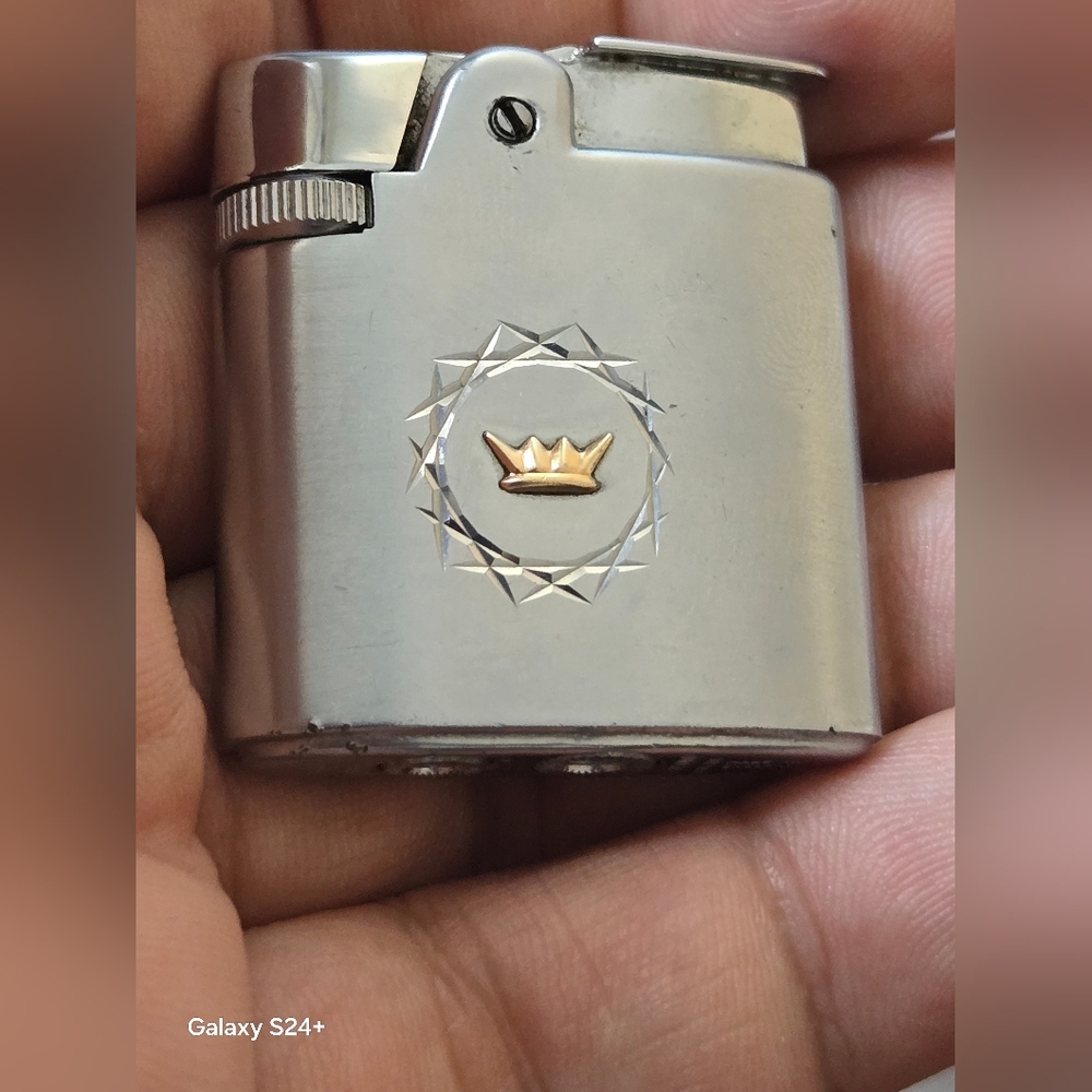 Silver Lighter - Picture 8 of 9